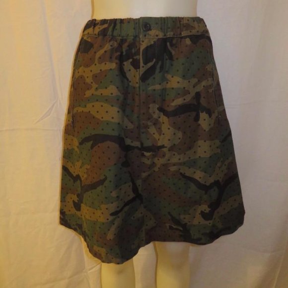 WOMENS AR SRPLS GREEN/BROWN/BLACK CAMOUFLAGE POLKA DOT SKIRT  SIZE 4 ELASTIC WAI - Picture 1 of 4
